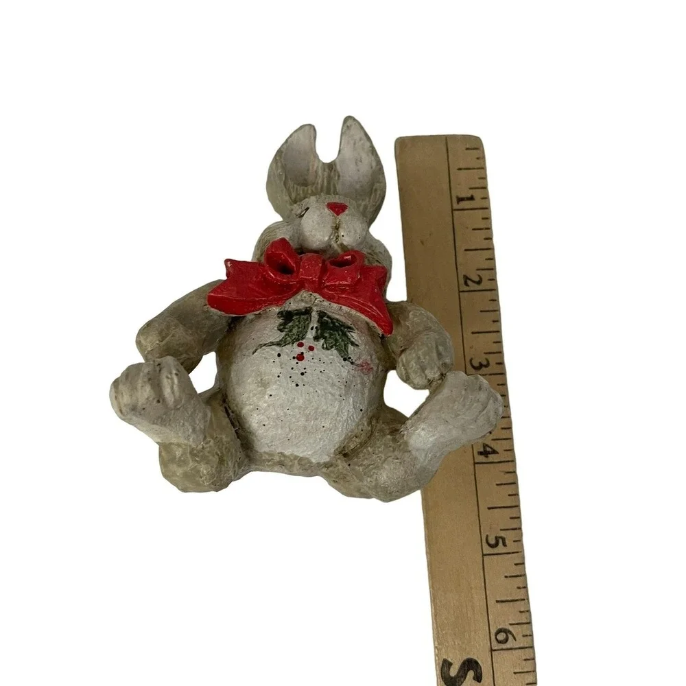 Unbranded Bunny Rabbit Figurine Unisex Small Tan Christmas Bow Holly Resin Decor